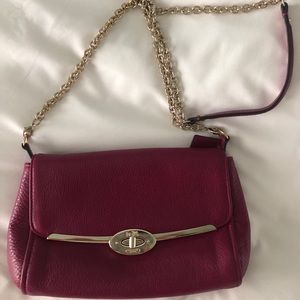 Coach Crossbody // Gold Chain